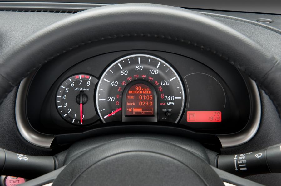  Nissan Micra 2010 года  (фото 5 из 70)